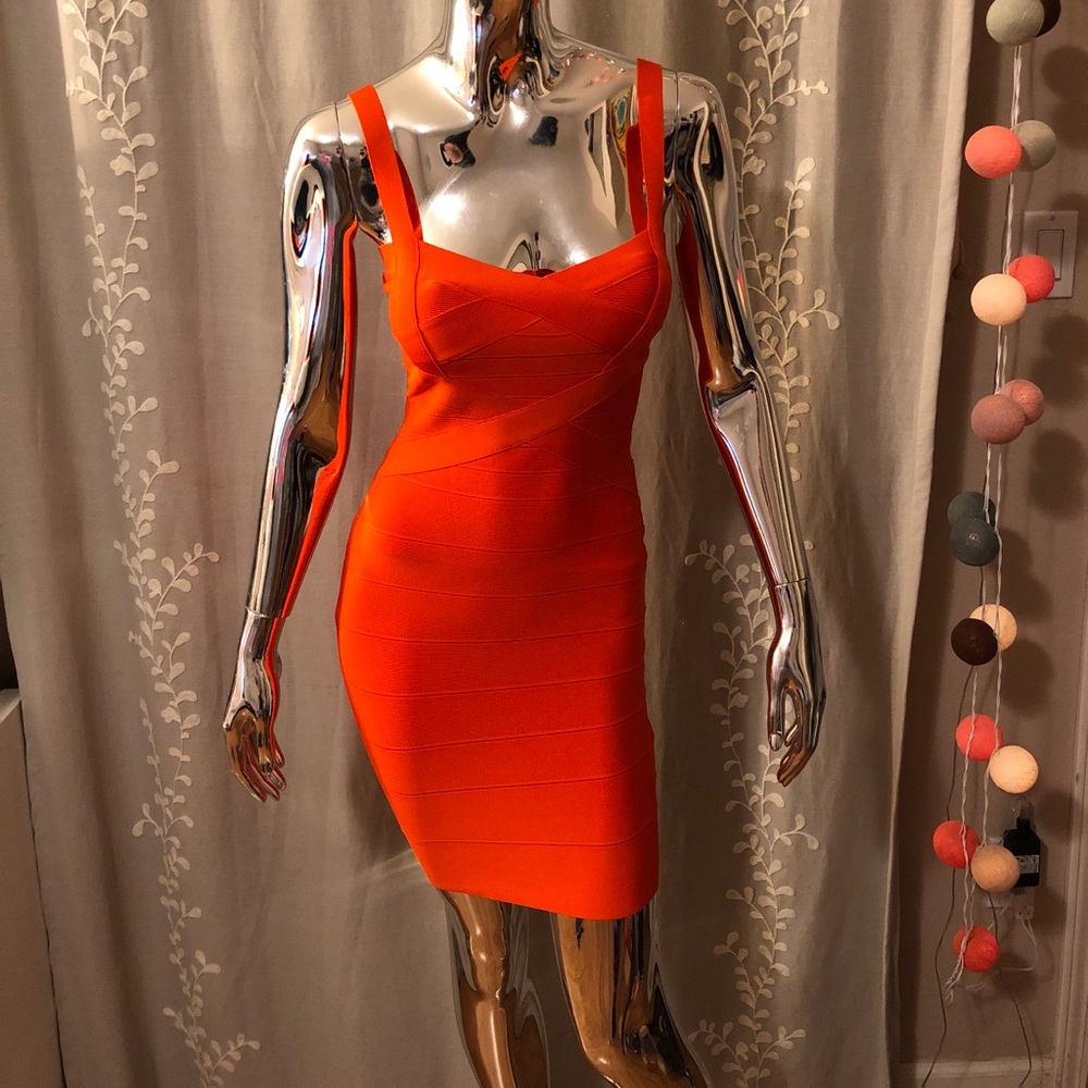 Coral Bandage Dress - Picture 2 of 3